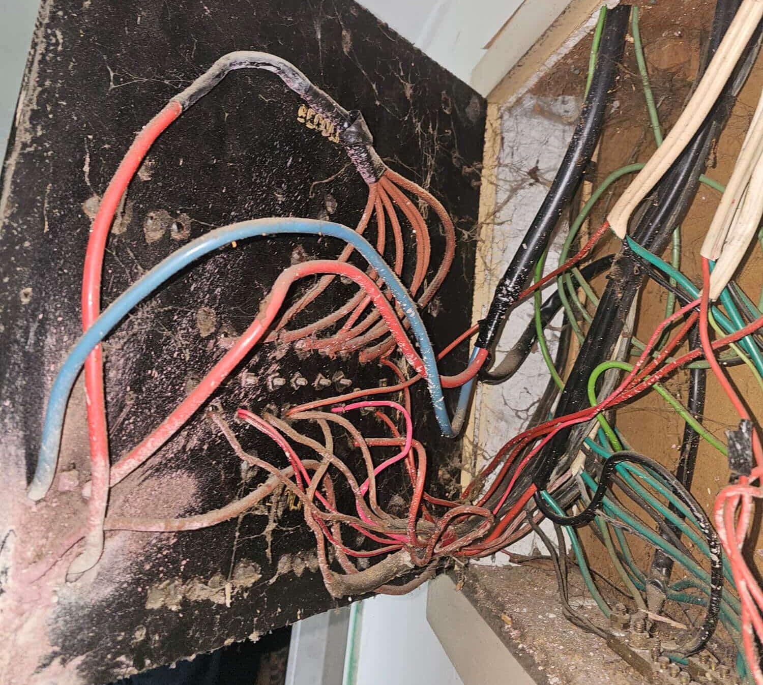 6 Switchboard 1